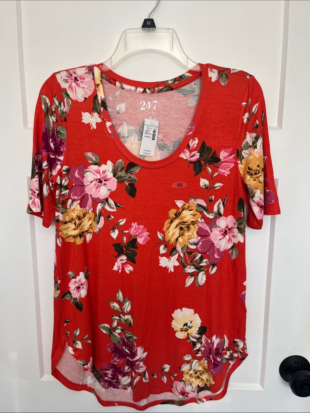 Maurices Orange Floral Scoop Neck Short Sleeve Tee